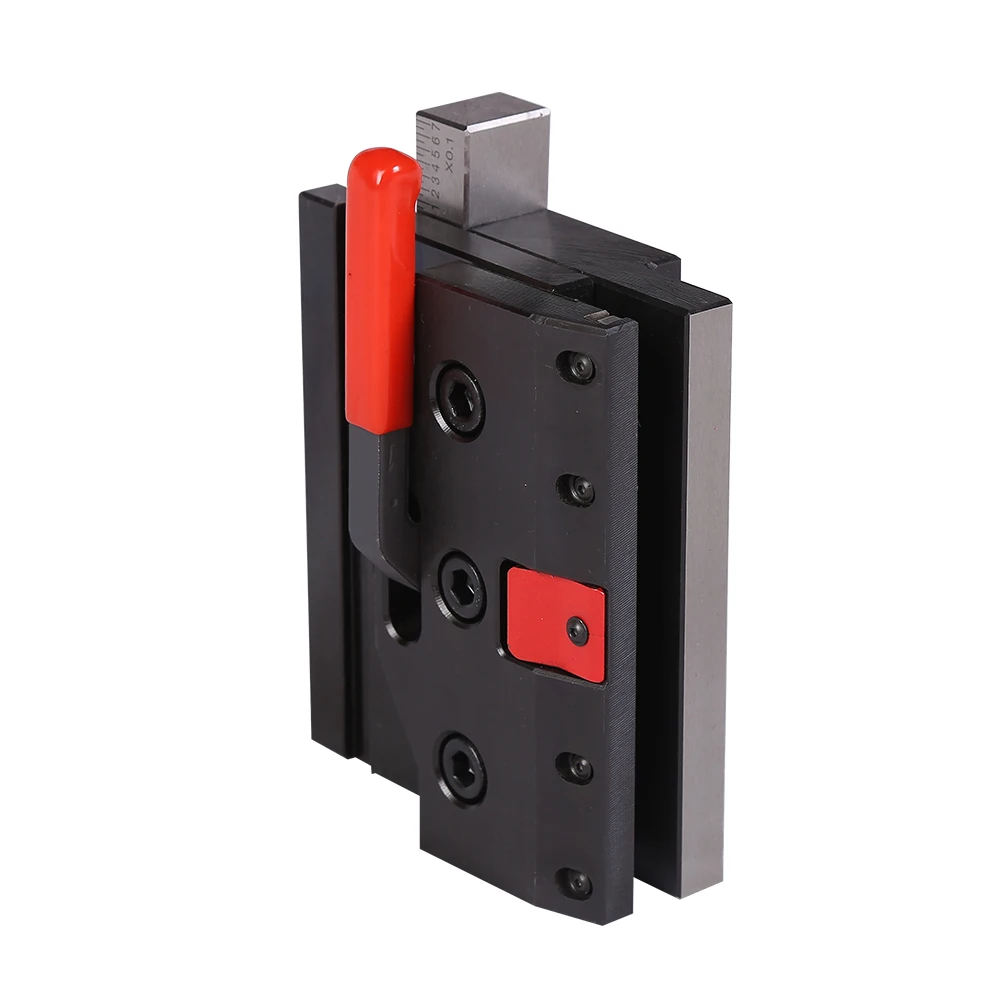 Double fast clamp can be equipped with 2 different types of front tooling clamps for CNC press brake