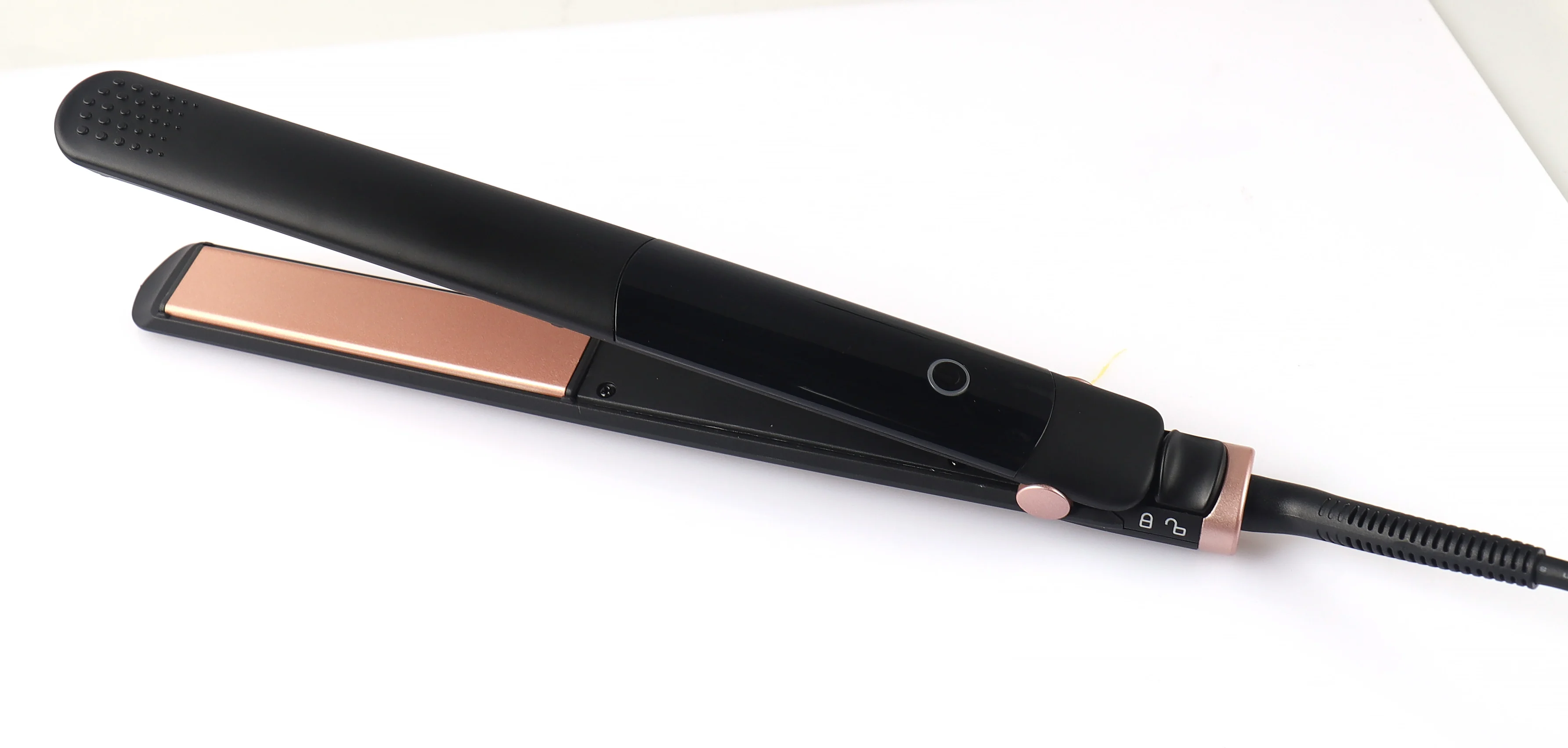 New Design Hair  salon product  hair straightener Titanium Iron Flat with tourmaline infused Fastest heat-up