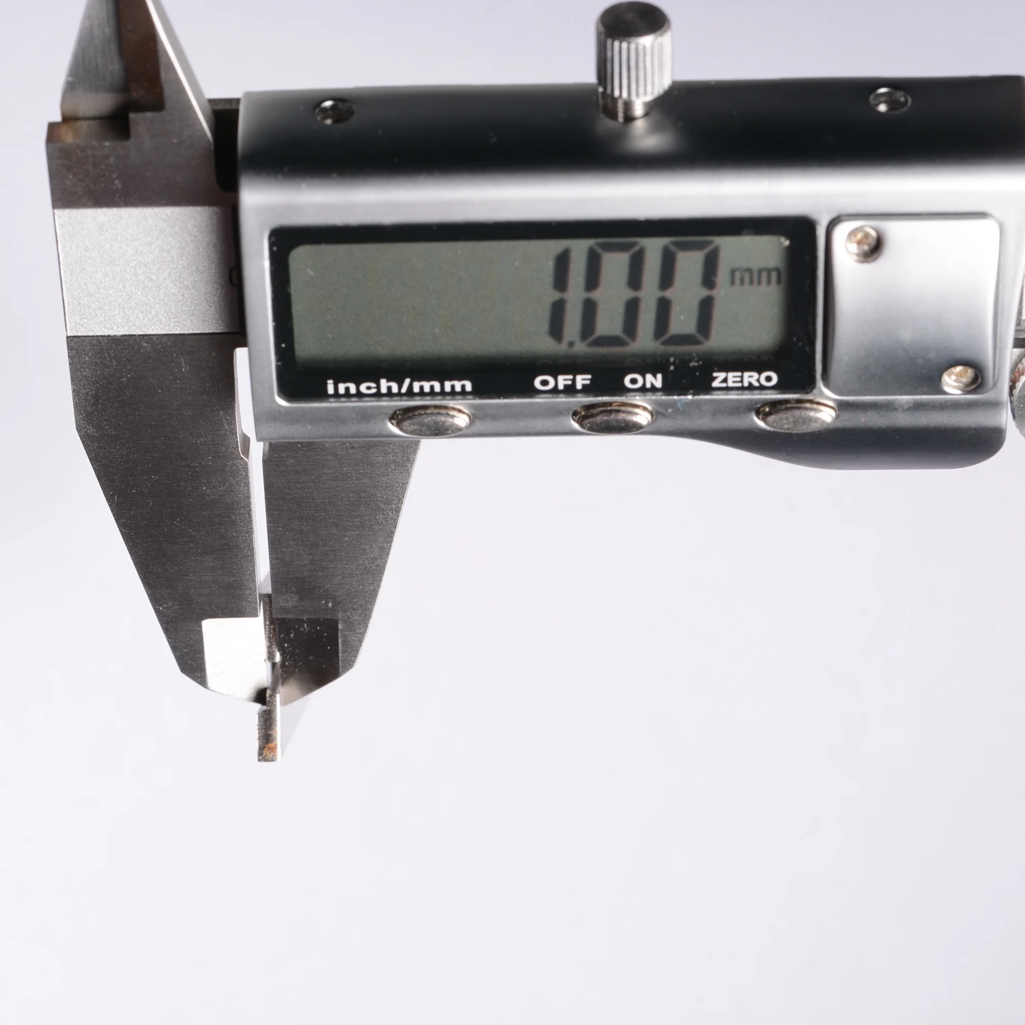 Mini puller Worm gear remover for model train engine