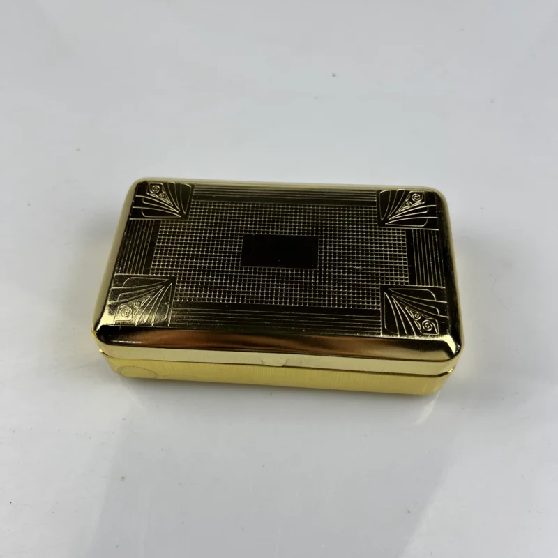 Factory Direct Sales Portable metal cigarette box Customizable personalized cigarette box