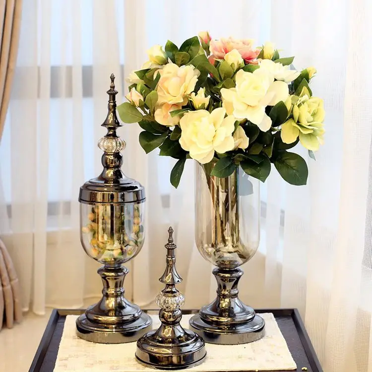 Metal Vase European Style Banquet Flower Vase Dining Table Floreros Para Fiestas New Luxury Metal Tall Golden Indoor Flower Vase