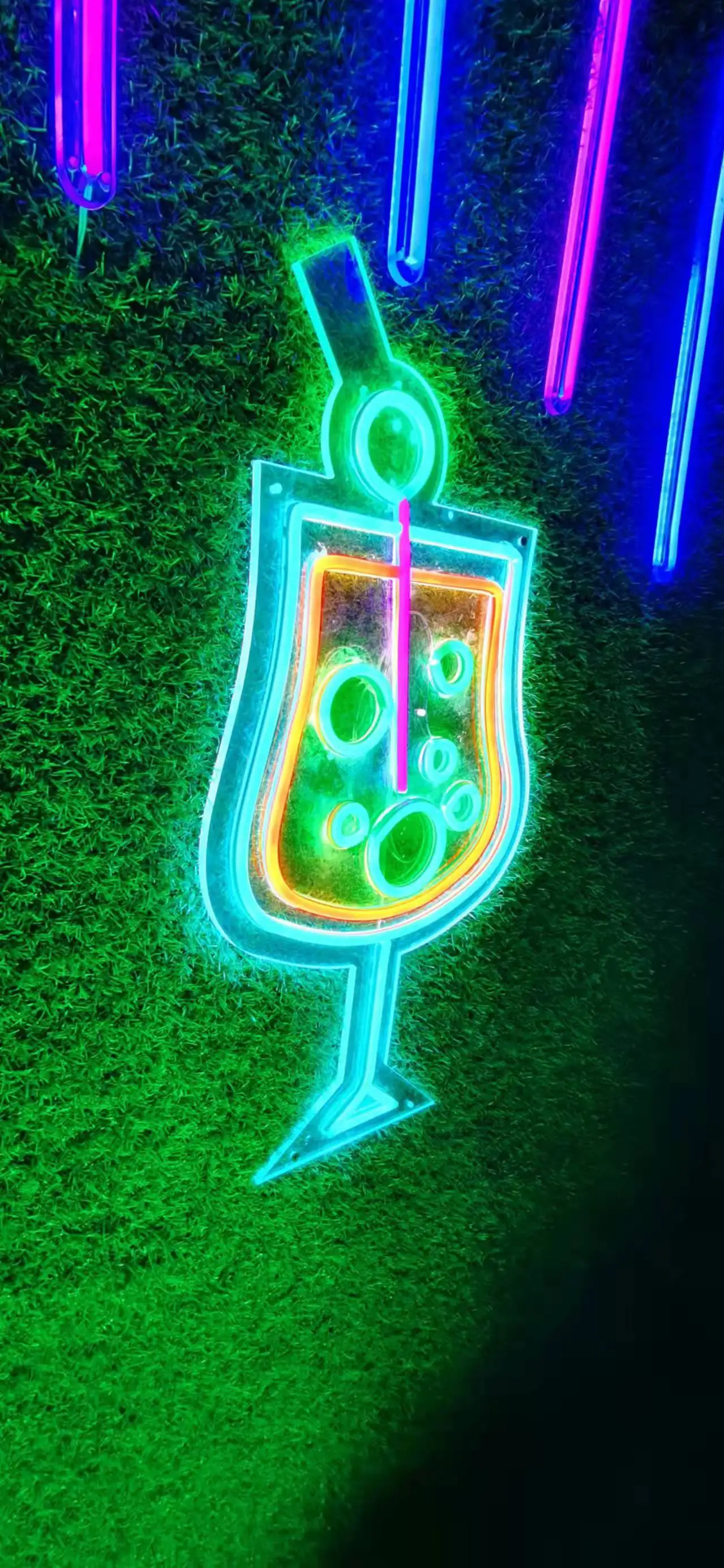 Custom Outdoor Steel Neon Signage Led Neon Sign Waterproof Luminous Light Body Lamp PVC Item Lighting Neon Lights Color Design T