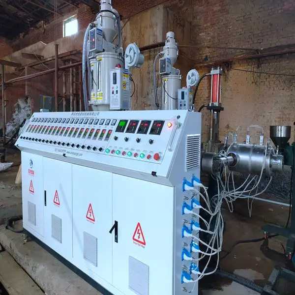 Three Layers HDPE Plastic Corrugated Pipe Machines