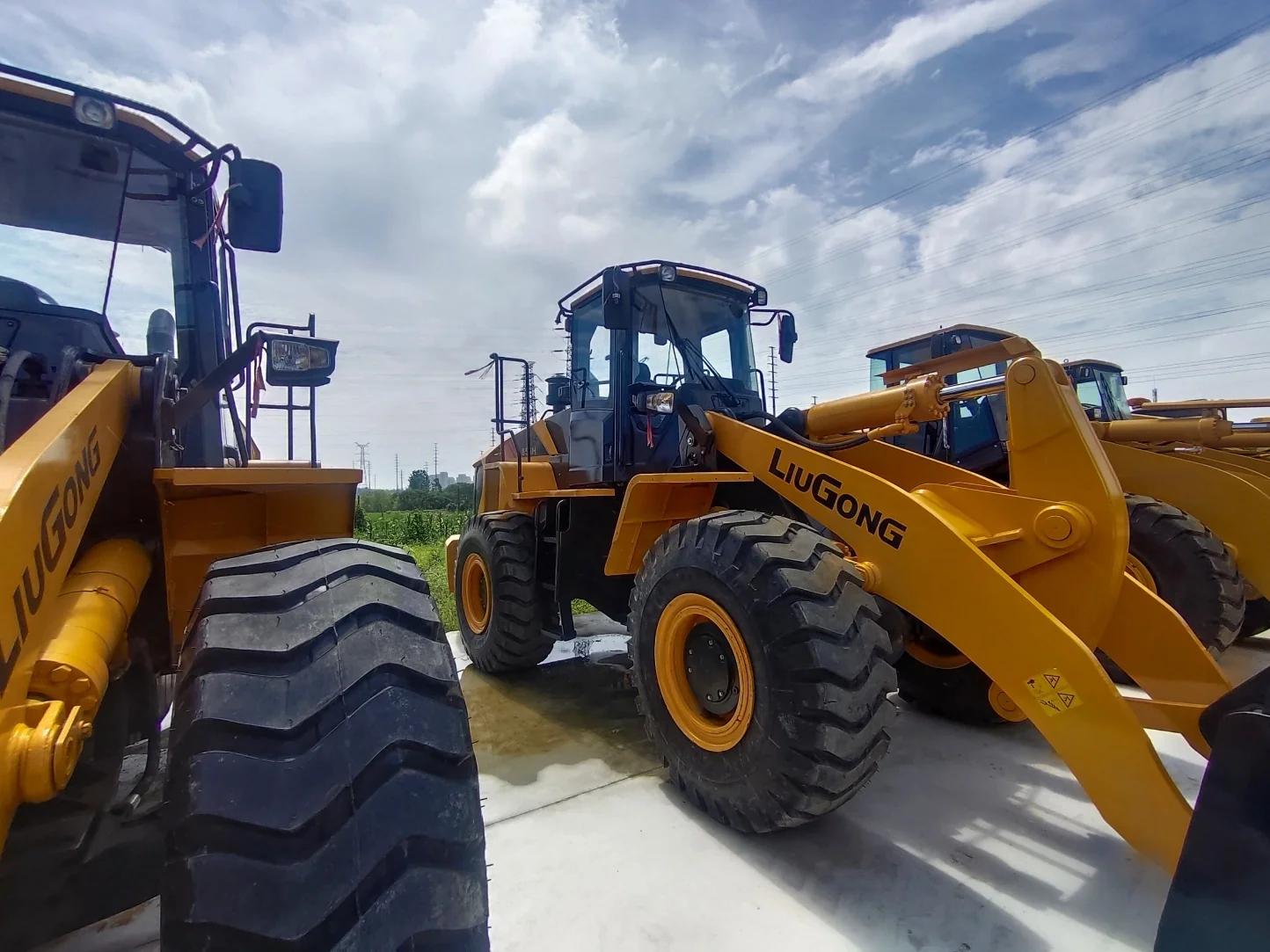 Лидер продаж подержанный колесный погрузчик LIUGONG 856H-китайская строительная техника в наличии