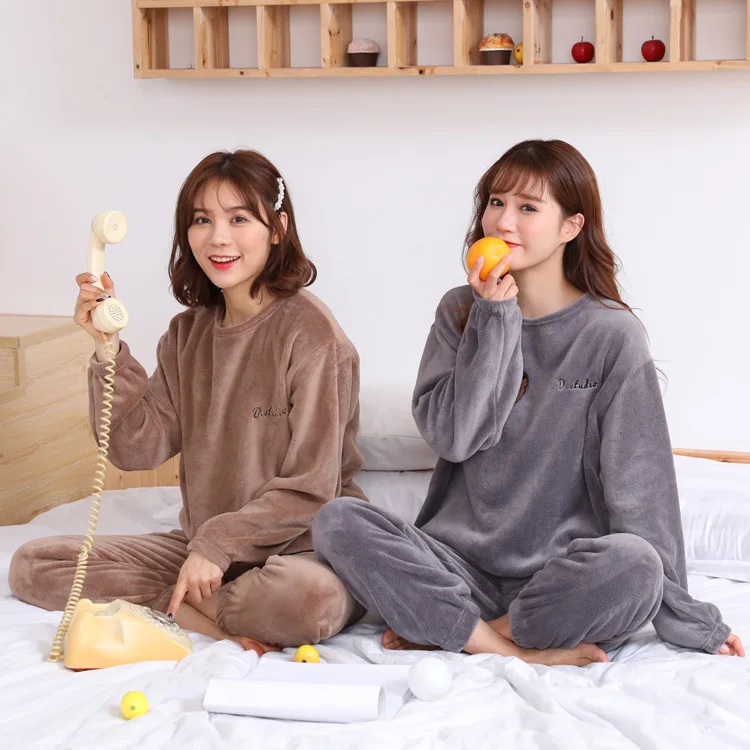 
Factory Price Fall Winter Ladies Coral Fleece Home wear Set Thicken Warm Women Flannel Pajamas 