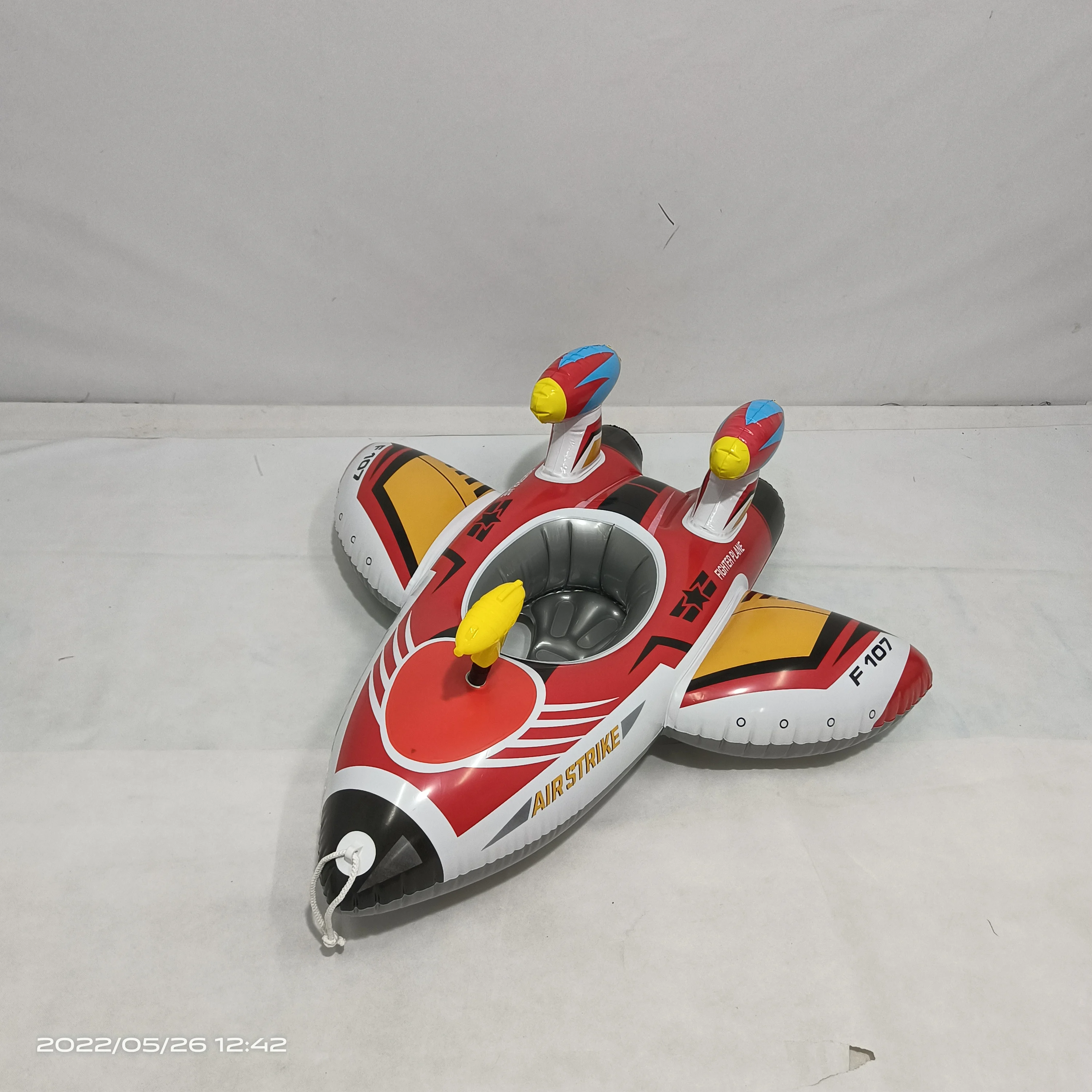 Hot sale kids inflatable aircraft seat ring float toys with water gun-120*120CM