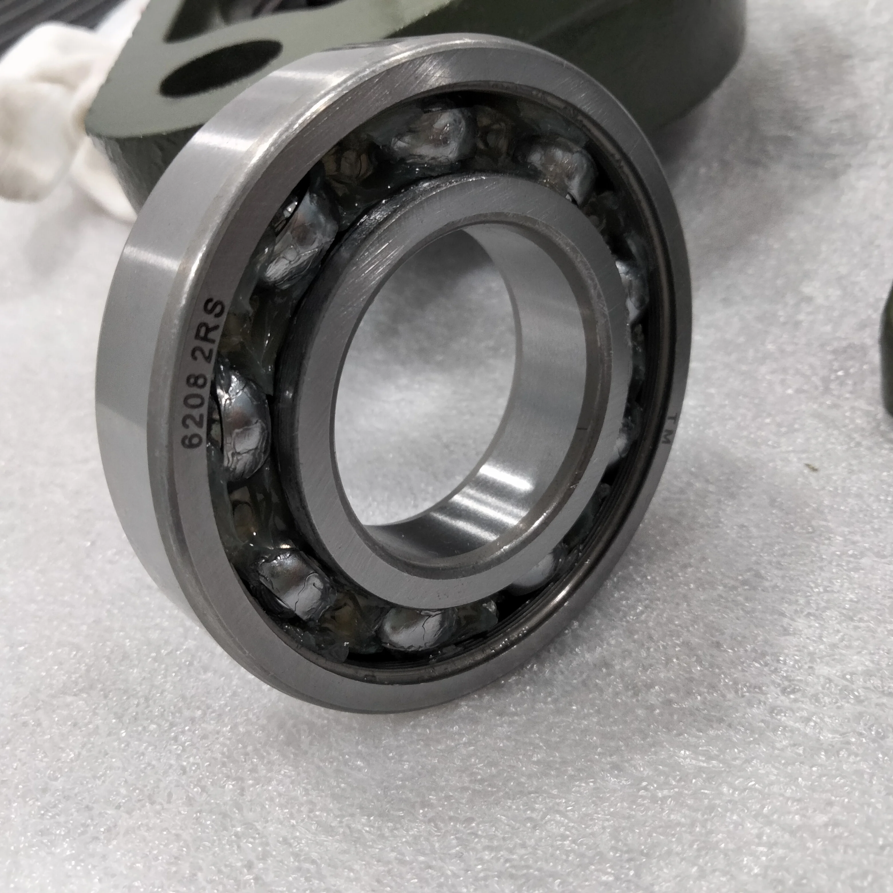 15X35X11mm Deep groove ball bearing 6202z 6202zz ceiling fan bearing 6202 6202rs 6202-2rs 6203 6204 6205 6206 6207 6208