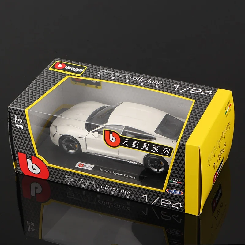 Модель 1:24 автомобиля из сплава