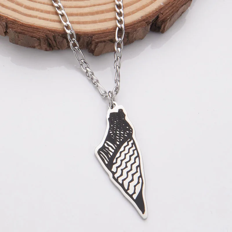 High Quality Stainless Steel Israeli Palestine Map Necklace Custom Logo Engraved On Map Pendant Necklaces