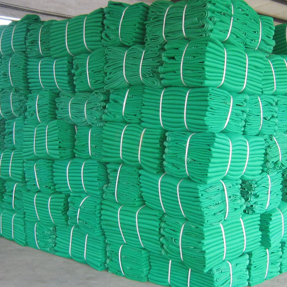Construction protective wire mesh with color green