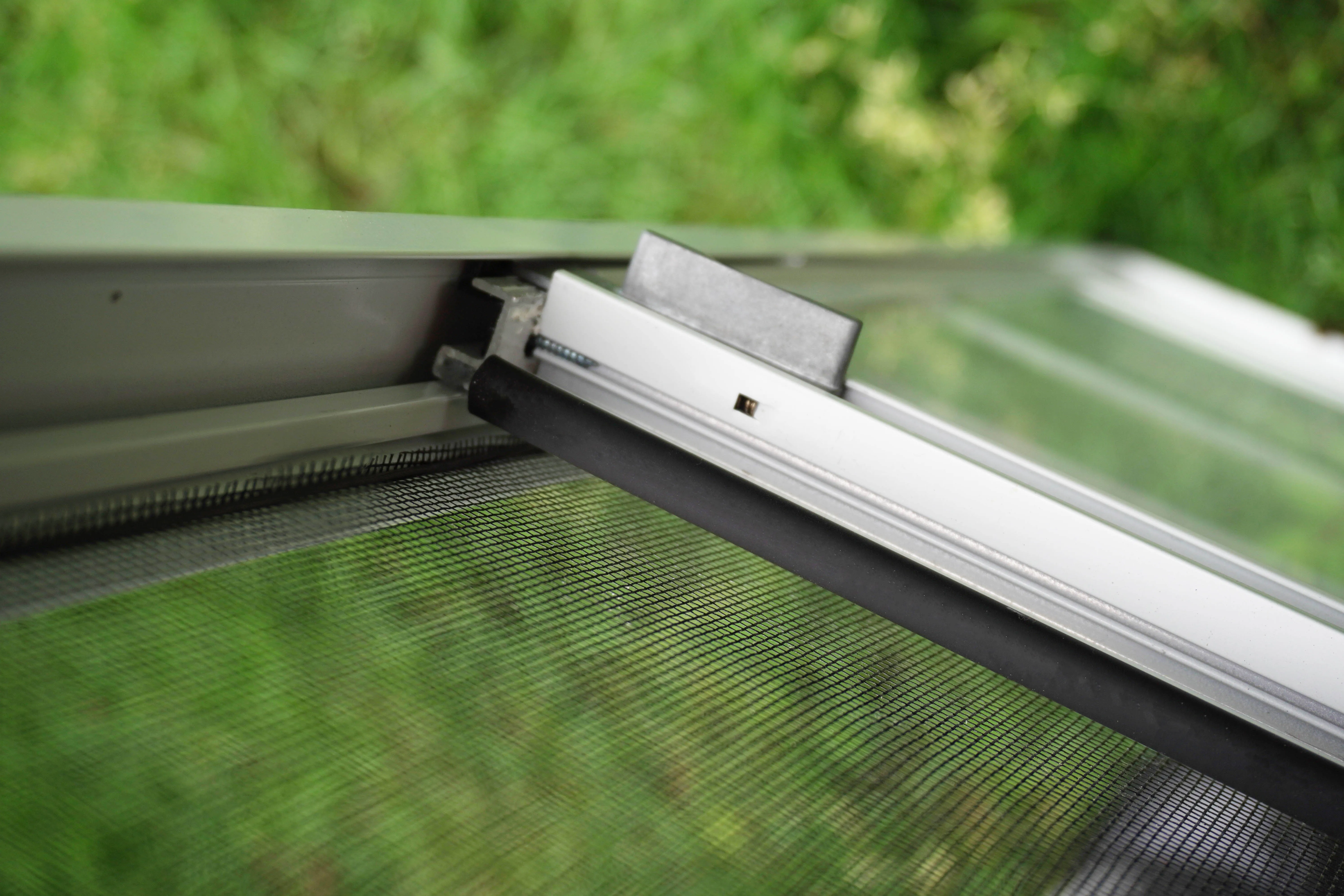 Factory wholesale Residential Vertical Sliding Black Aluminum Single And Double Hung Windows