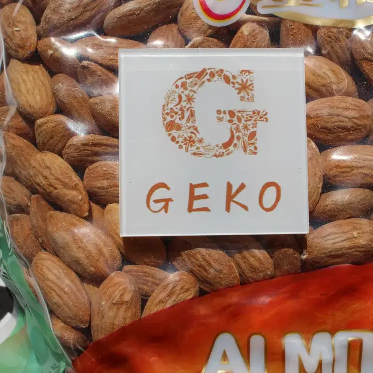 GEKO Best Selling Roasted and Salted Dried California Almond for Mixed Nuts