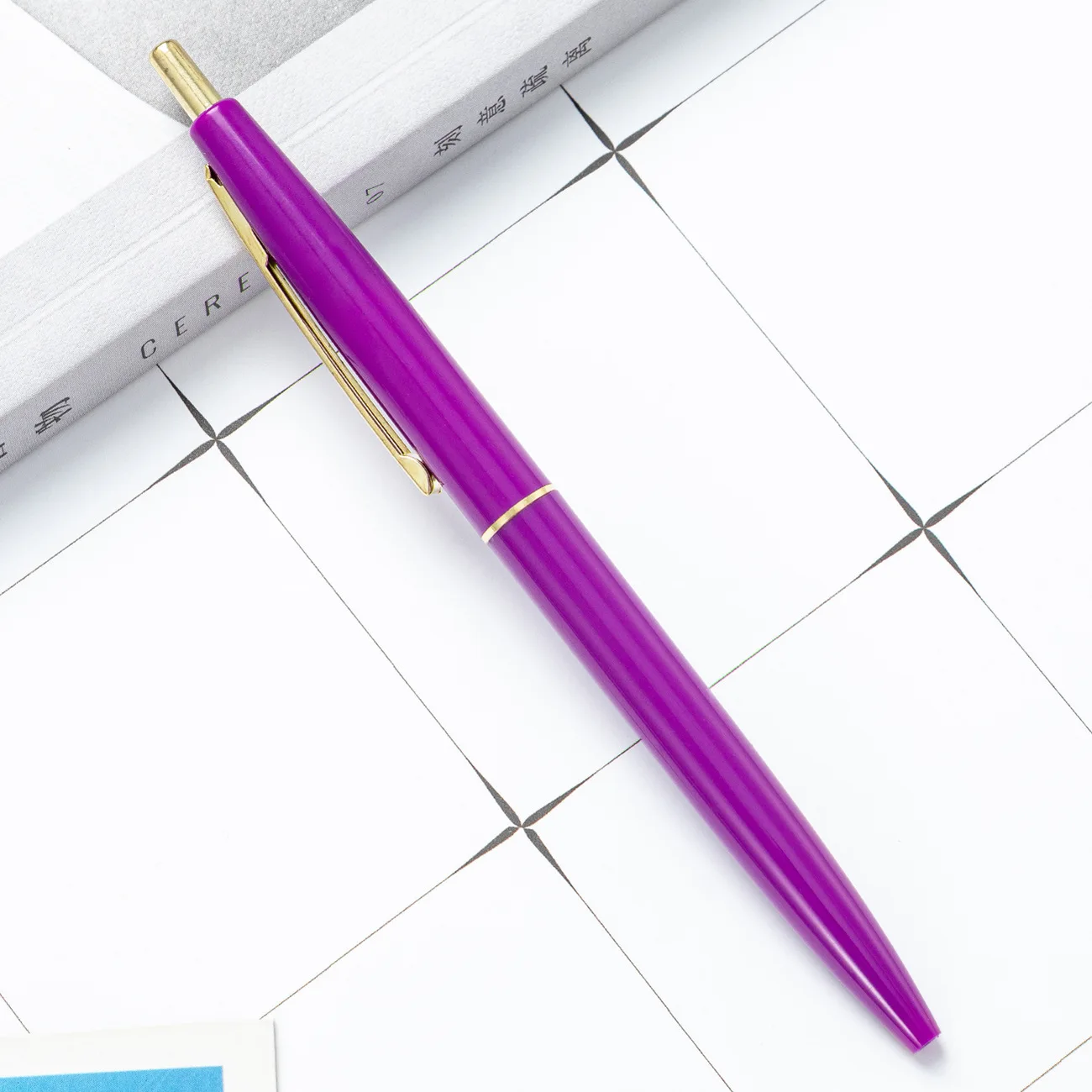 High Quality Plastic Ballpoint Pen Customized Logo Available Advertising Ballpoint Pen World Share