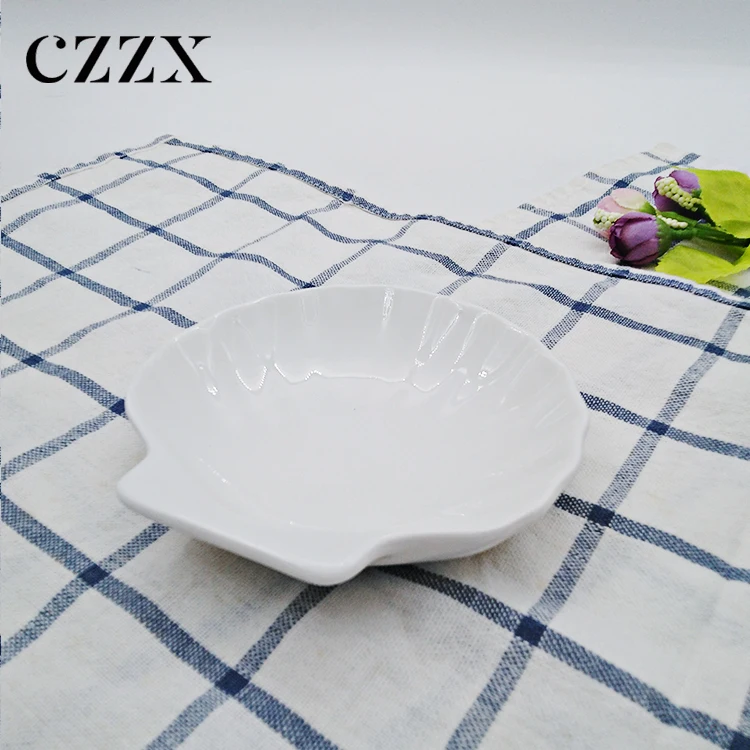 White Ceramic Dinnerware Tray Hot Pot Restaurant Seasoning Dishes Scalloped Dinner Plate Ceramic Shell Shape Dish