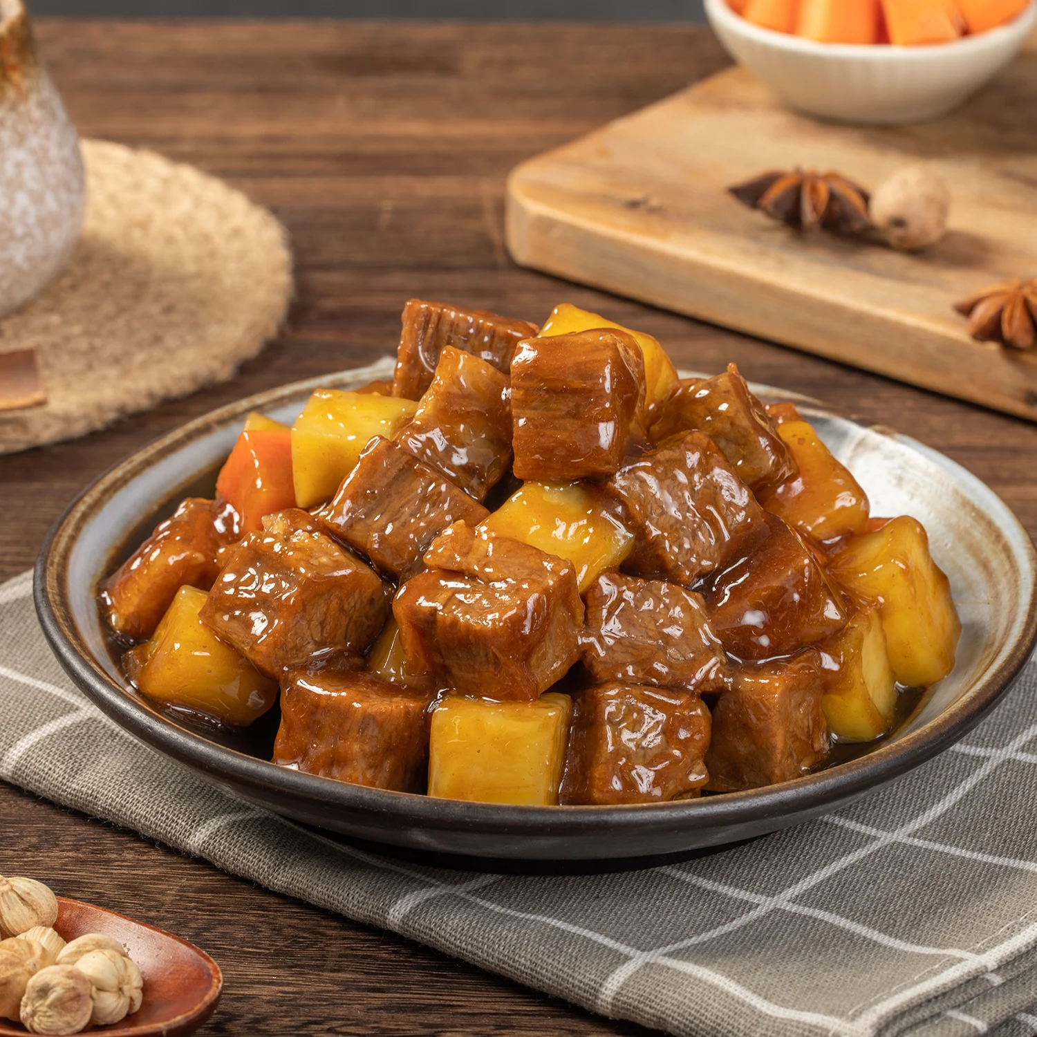 Chinese Instant Semi-Finished Potato Beef Convenience Foods Ready to Eat in Bag Packaging for Children