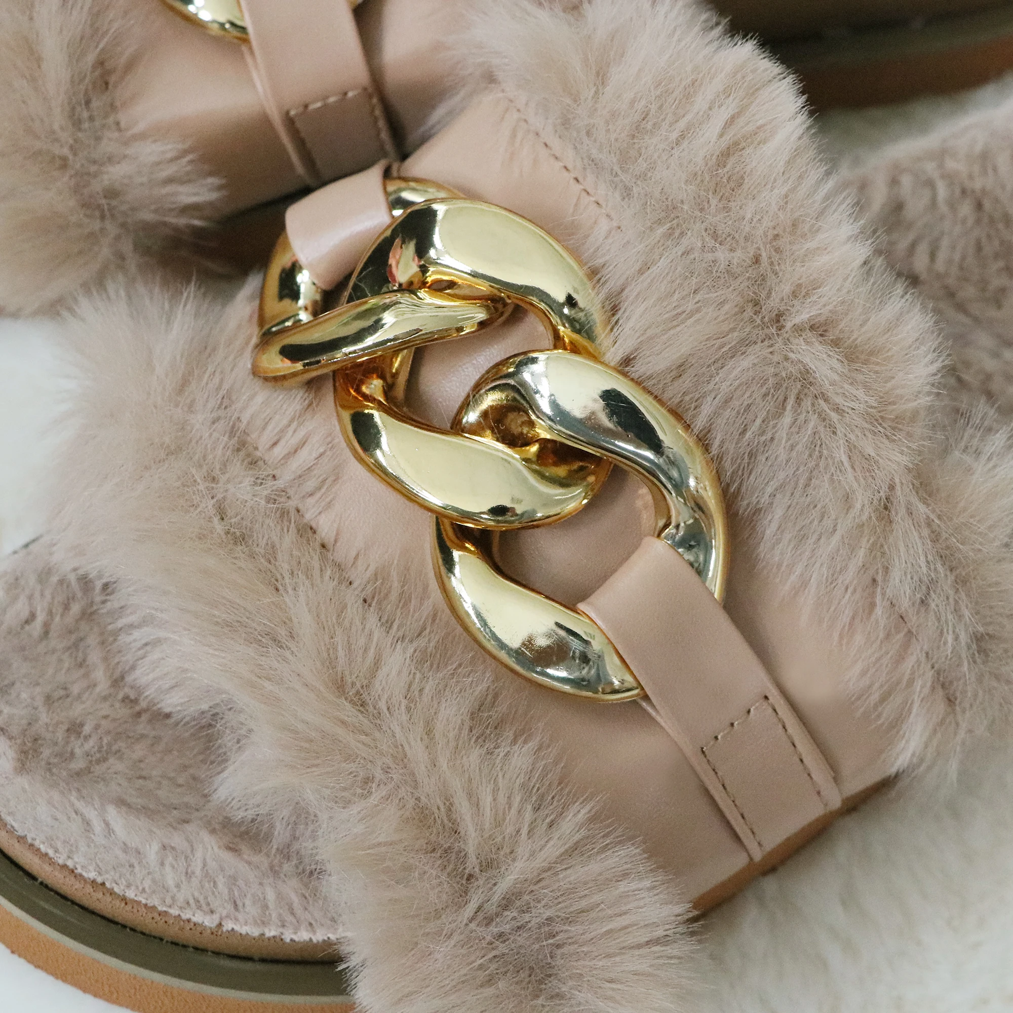 2021 New Arrivals Luxurious Fashion Furry Designer Women Fur Slipper