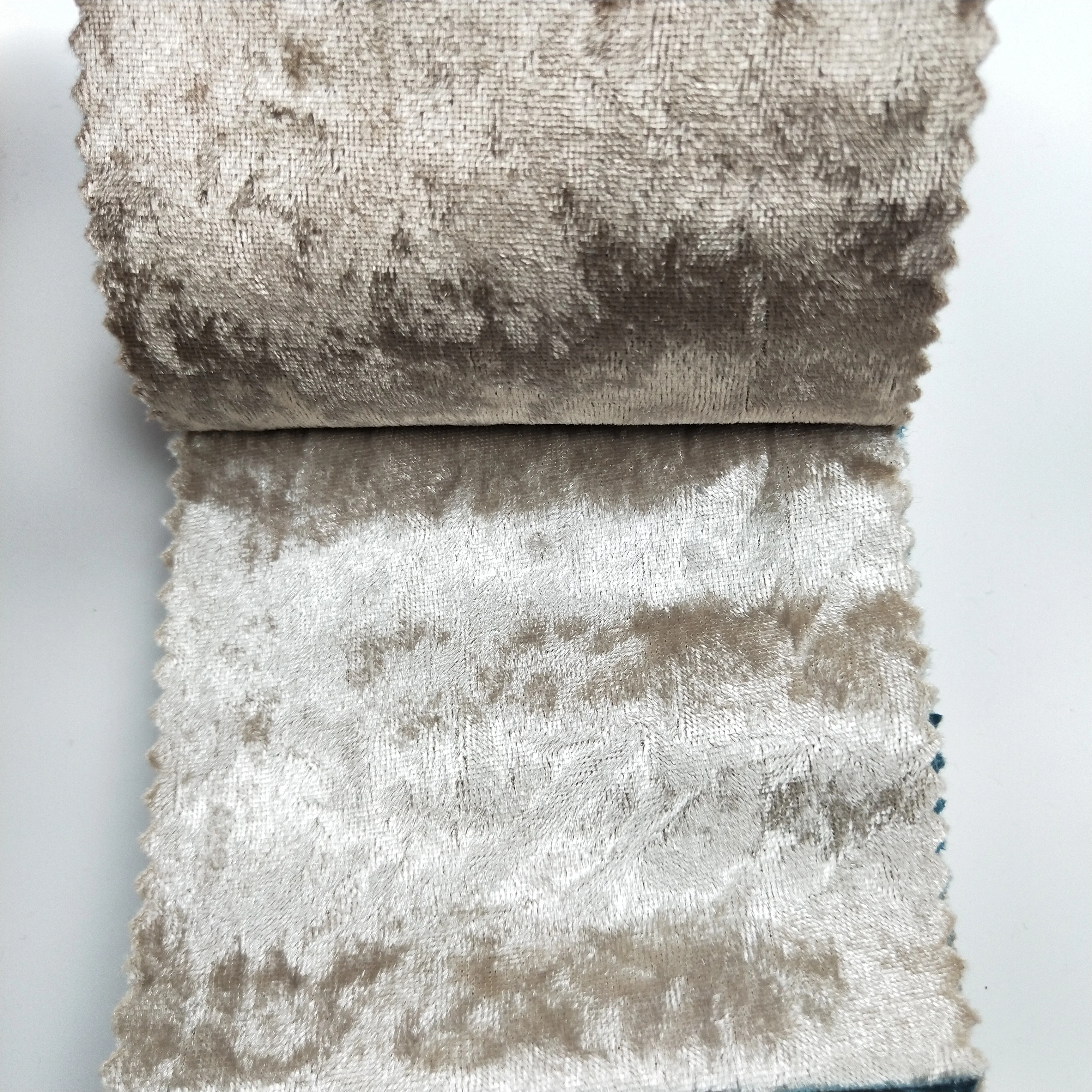 Popular 220 GSM Dark Red Shinny stretch ice crushed velvet fabric for  living room furniture chairs seat covers curtain sofas