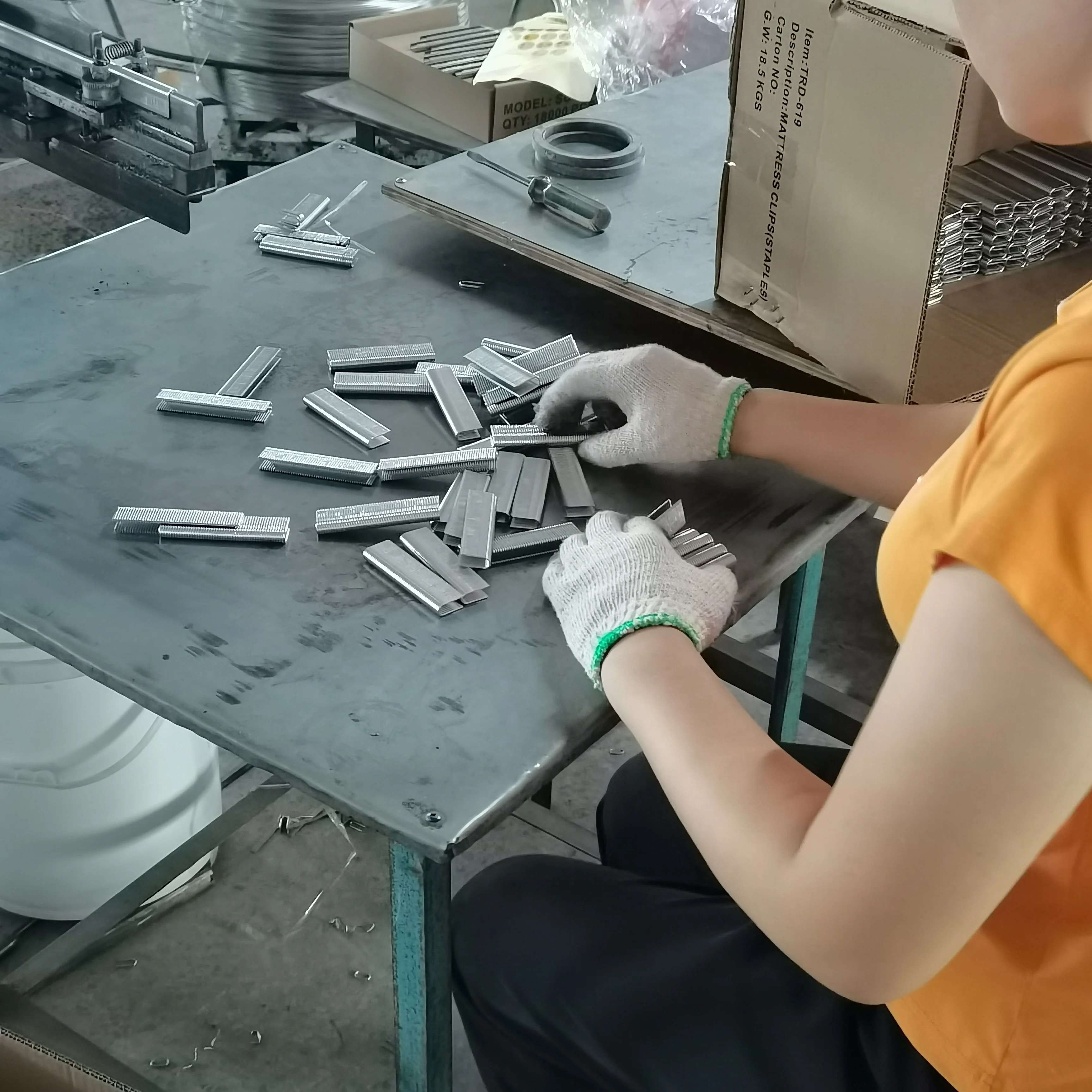 20000PCS Galvanized Steel U Crown U-Shape Nails Staples TRD619/622/625 Fence Staples for Wood