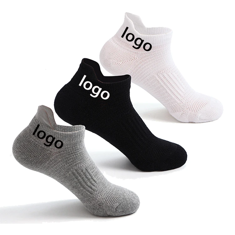 Custom Private Label Low MOQ White Black Thin Cotton summer Gym Short Ankle Soft Men Non Slip Socks with custom logo