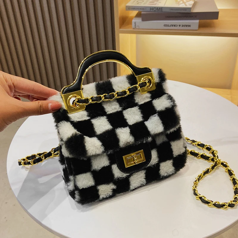sac de marque Cosmetic Hand Bags New style fur soft ladies purse chains and lock metal decorate shoulder bag Faux Fur Handbags