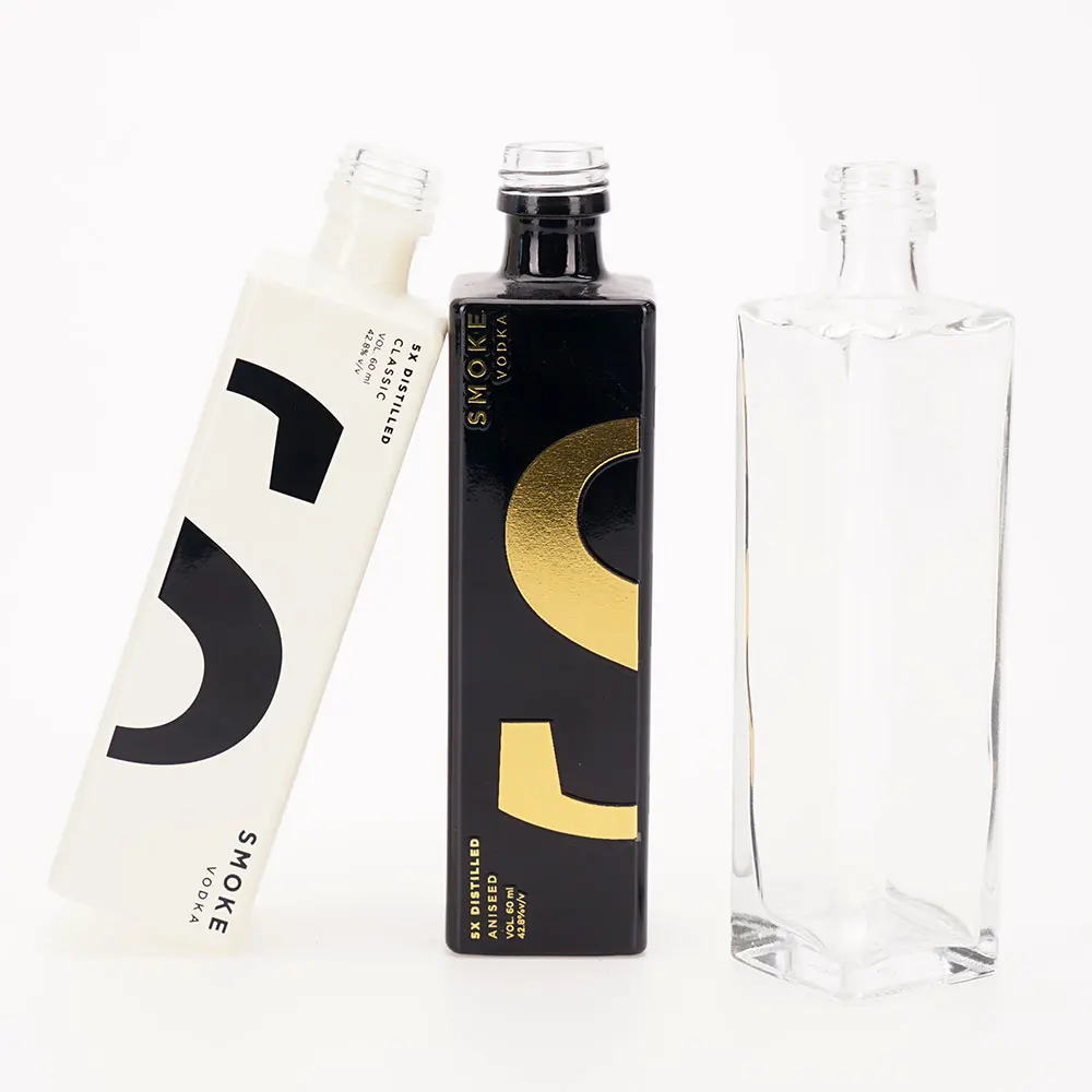 VISTA Wholesale Price Customized Vodka Whiskey Rum Wine Cube Bottle 60ml Square Bottle With Lids