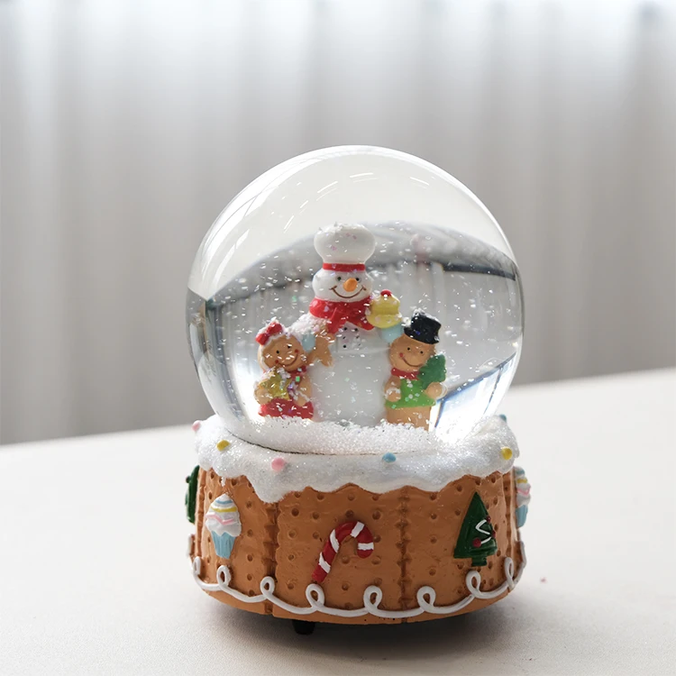 2023 Custom Made  Snow Globe Christmas  Crystal ball  snowglobe The Gingerbread Man snow globe  For Holiday Decoration