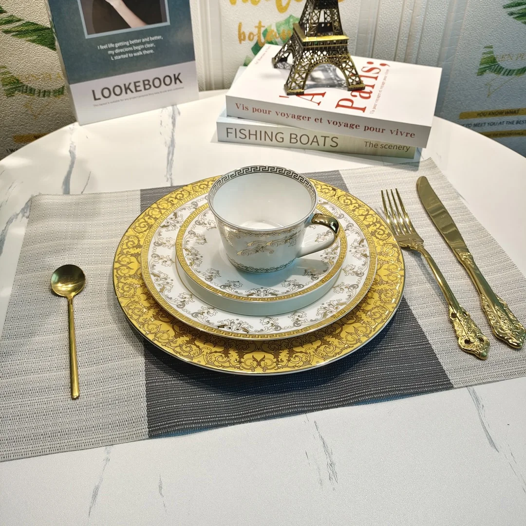 Wholesale porcelain tableware set fine bone 4pcs plate and mug set