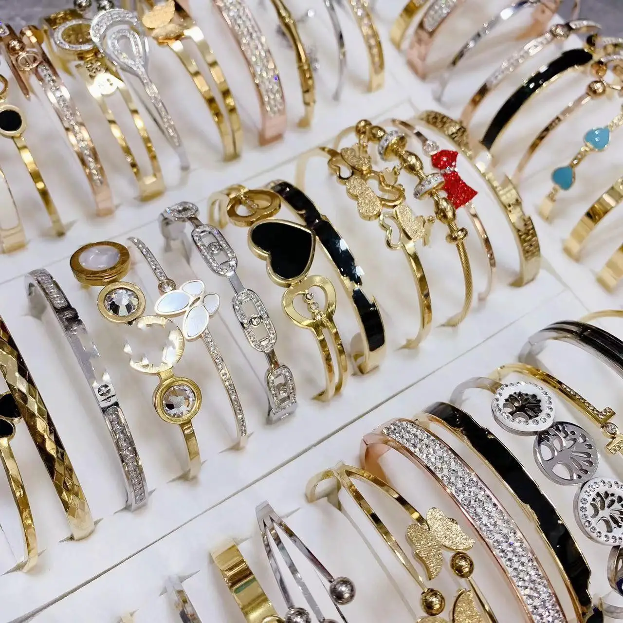 Luxury Designer Brand Jewelry Inspired Stainless Steel No Tarnish No Fade Bracelets Bangles For Women