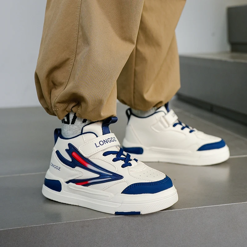 China Factory Direct Supply Boy Girl Teenage High Cut Leather Kids Casual Shoes Classic Design All Seasons Fashion Kids Sneaker