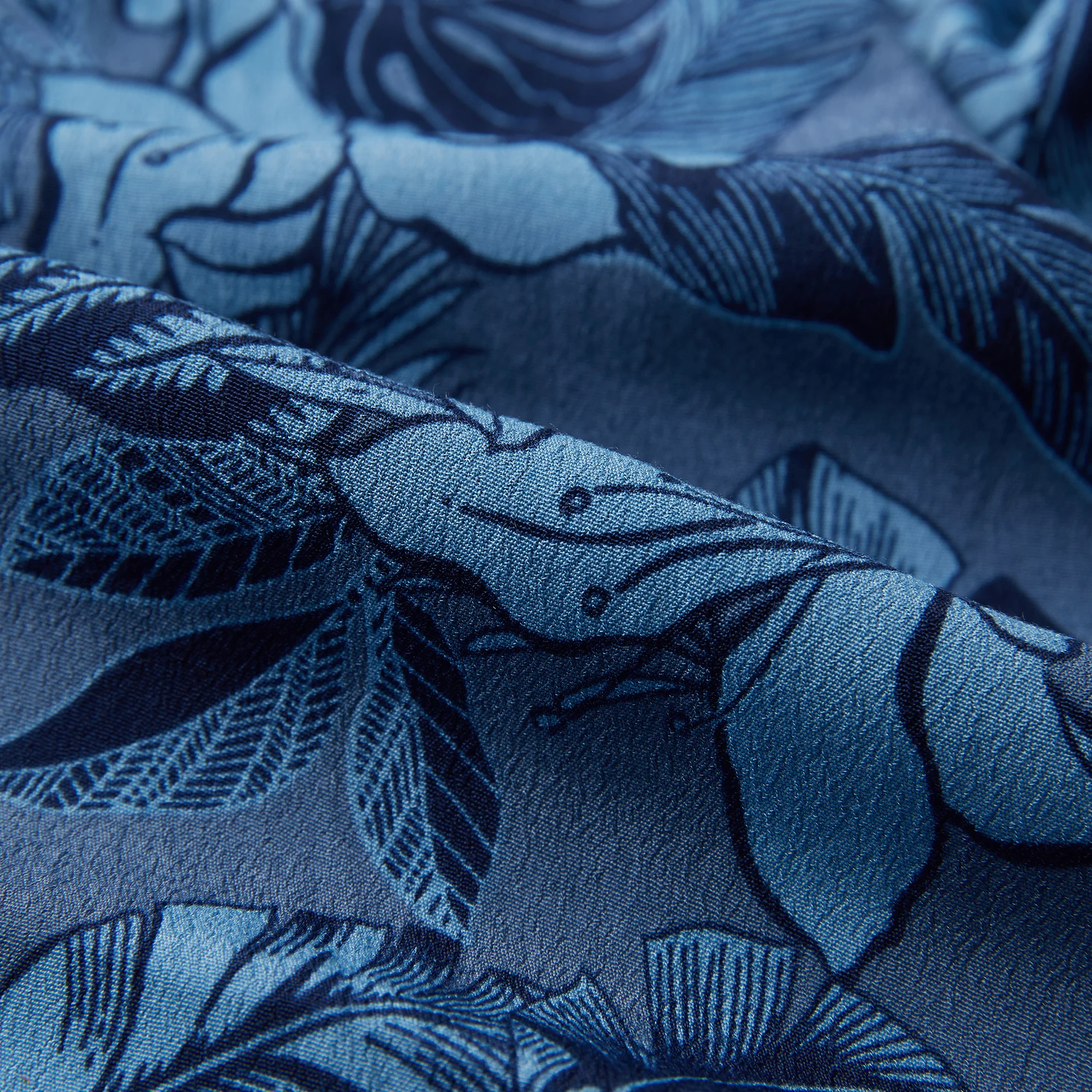 NO MOQ 2022 new design crinkle 53% viscose 47% rayon printed poplin fabric for dress