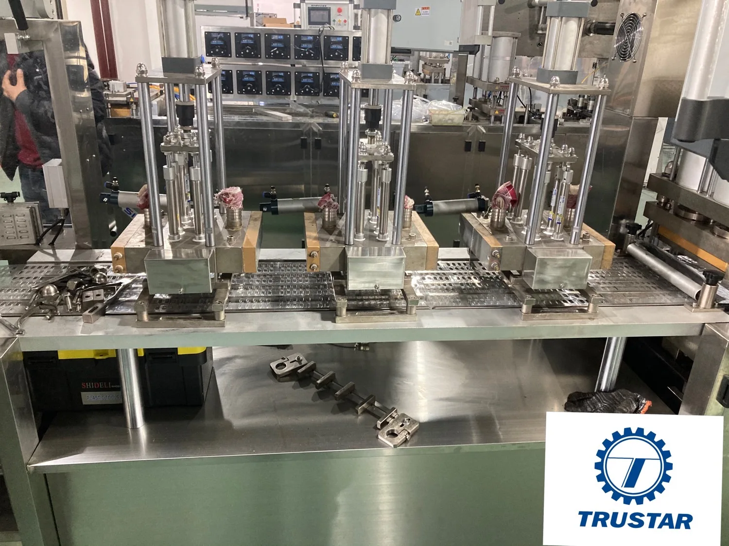 High Capacity Automatic Packaging For Chocolate Butter Jam Honey Filling Liquid Blister Packing Machine