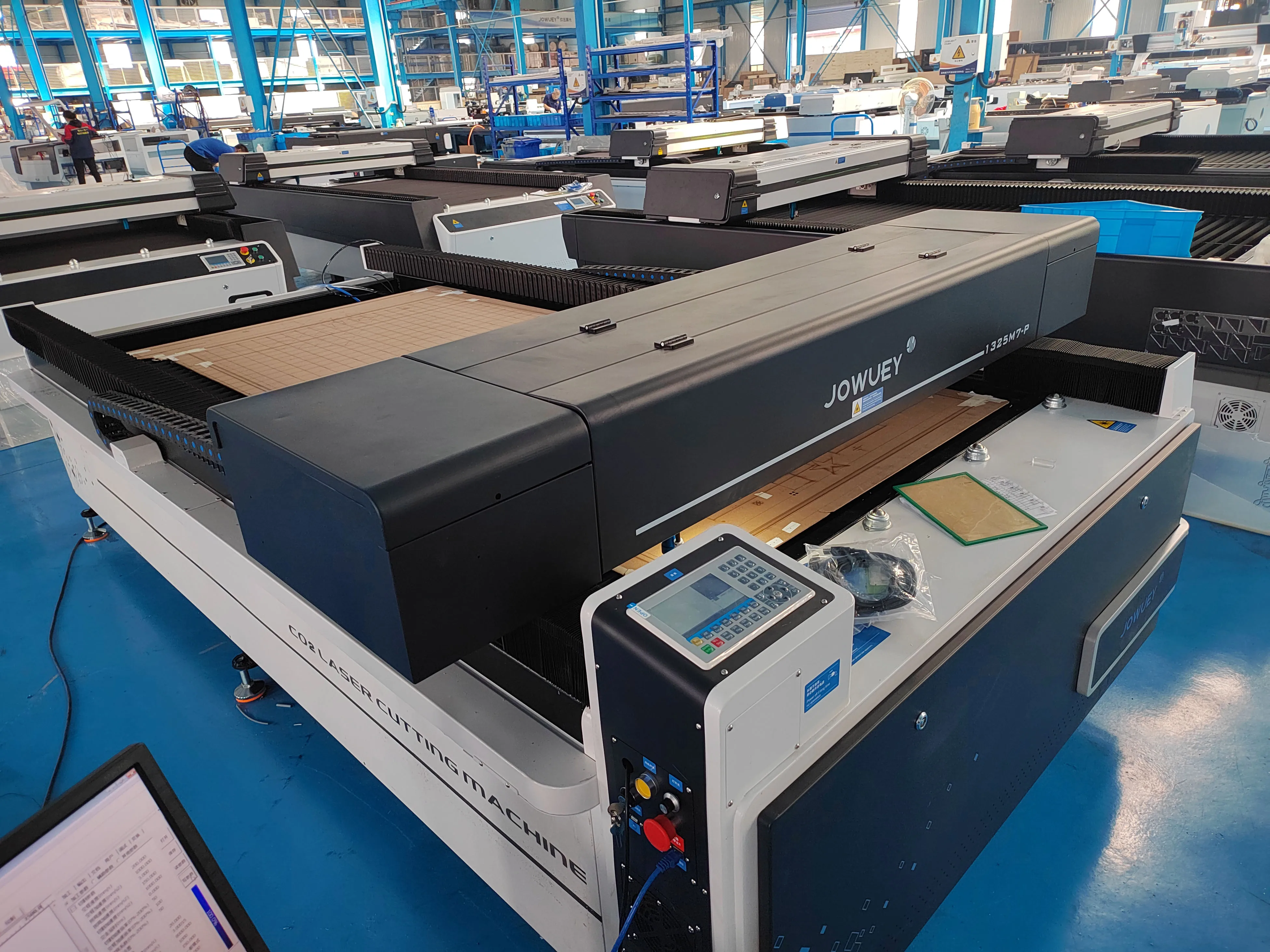 Ruida Control Software Laser Cutting Machine CO2 with Water Cooling for Wood Stone Rubber AI BMP Supported Price
