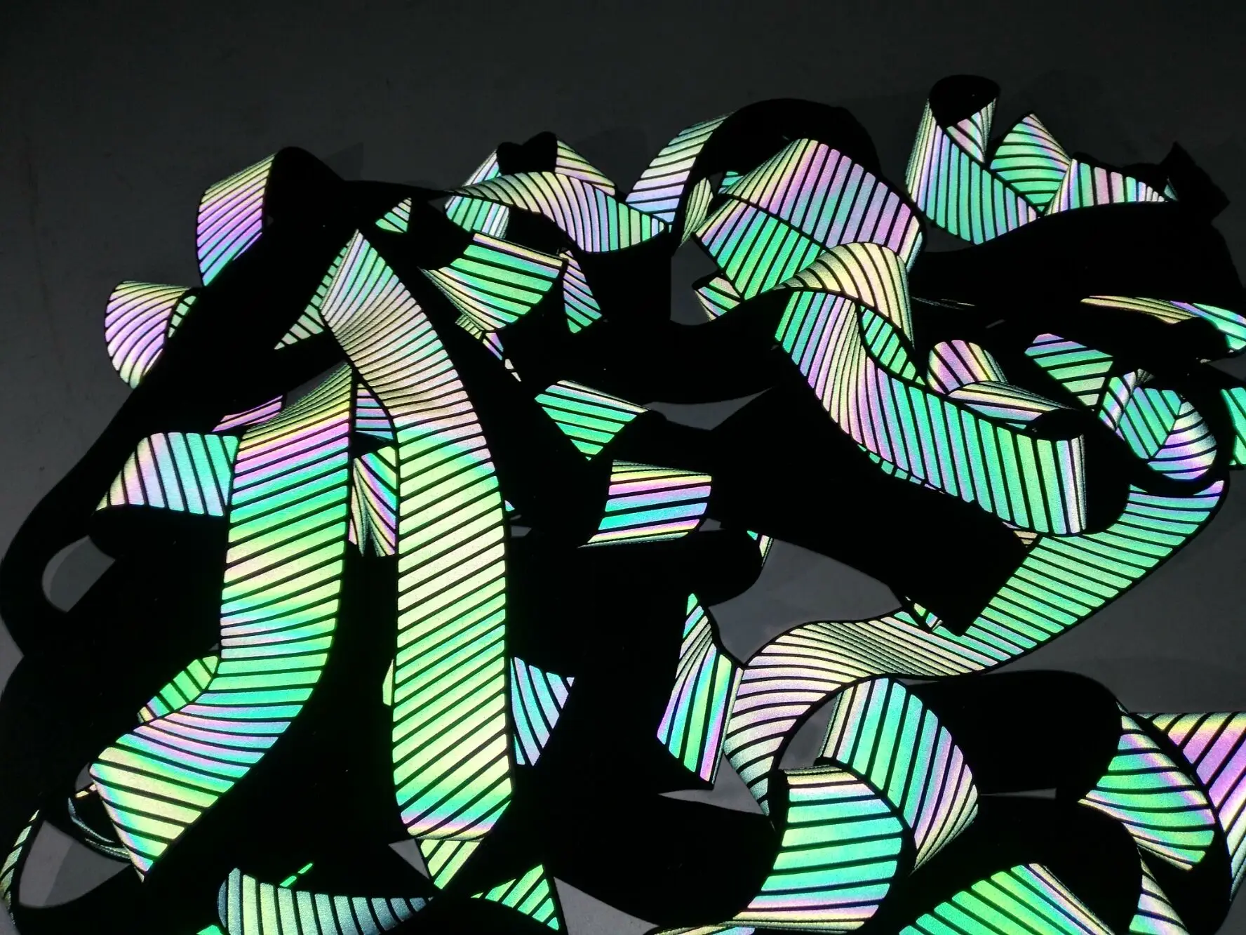 hi-vis 20mm 25mm custom logo pattern tape iridescent reflective ribbon iron rainbow colorful pet dog leash night collar webbing