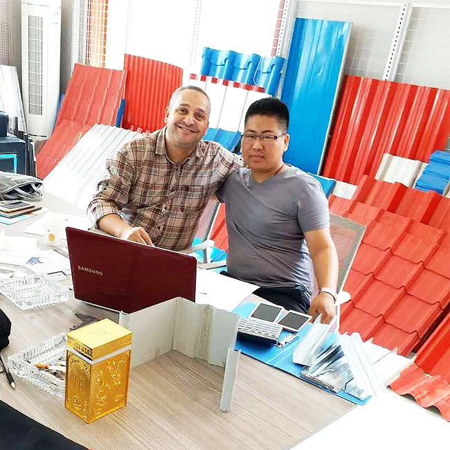 Hydraulic stud track and truss roll forming machine with innovative cutting tool