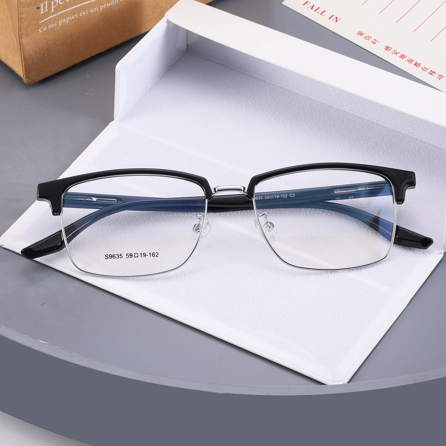 New Design Wholesale Retro Glasses Men Classic Eyebrows Metal Tr90 Eyewear Frame