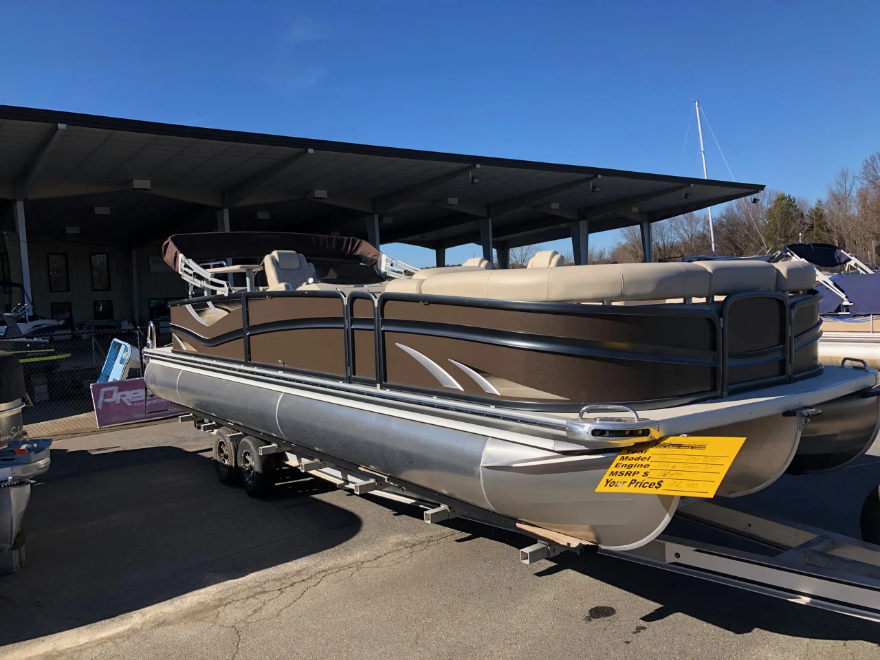 
2021 Popular 16-21ft Aluminum Pontoon Boat with full enclosure camper and air condition 