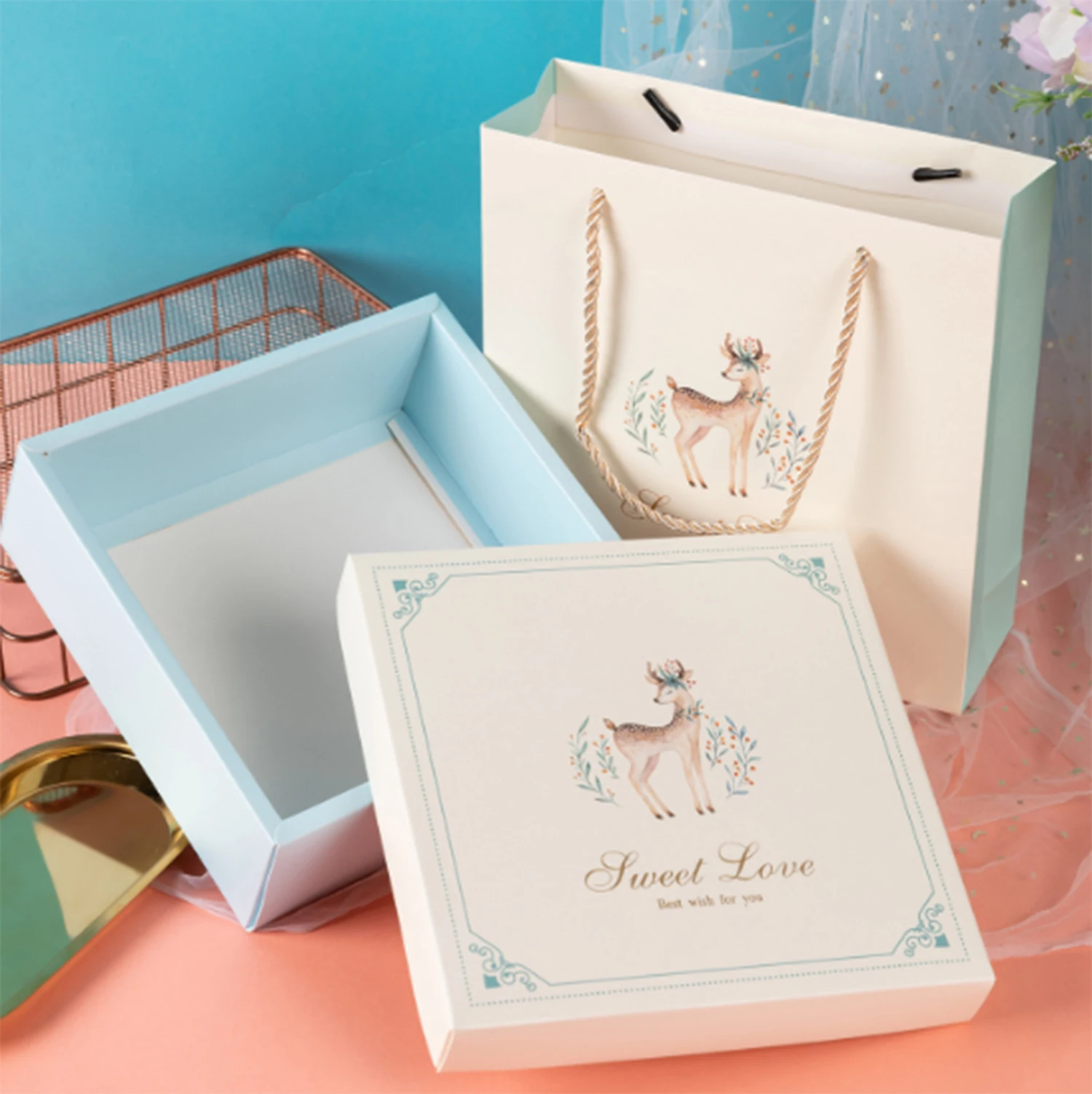 Luxury Paper Cardboard Creative 2 pieces Lift-off Rigid Packaging Gift Box Square Satin Food Packing Box Lid And Base Box