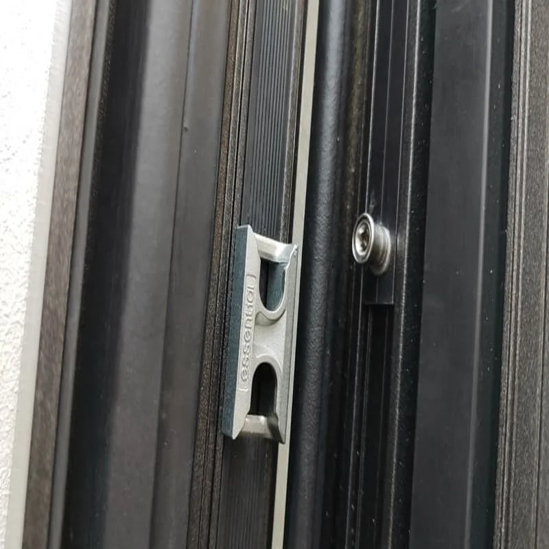 Superior Commercial price cheap brown color aluminum casement windows