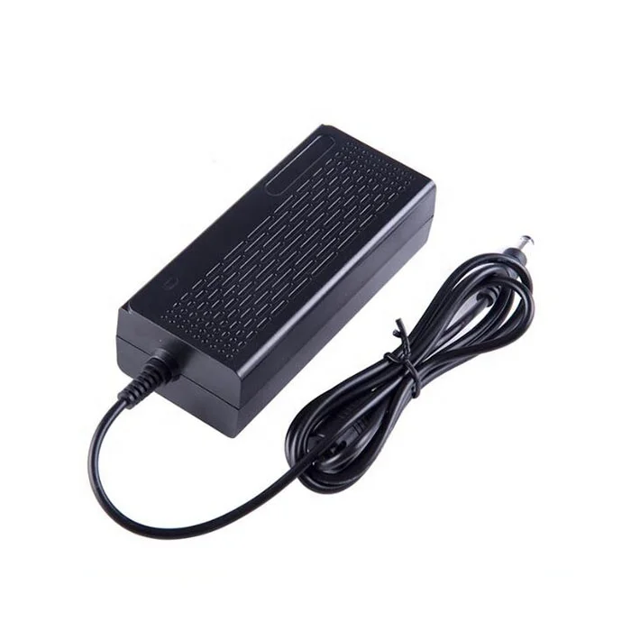 Мануфактура одобренный C6 C8 C14 вход 220V AC 28V 2A 56W DC адаптер питания 230V универсальный источник питания 28 вольт 2000mA 56 Вт импульсный источник питания