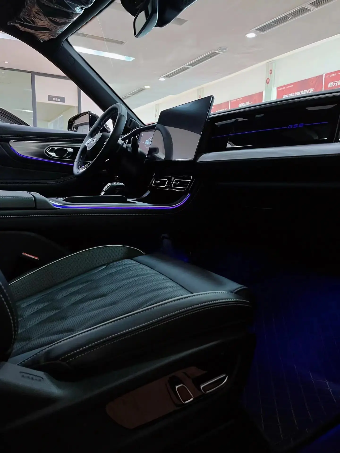 Новые гибридные бензиновые автомобили Trumpchi Gac Gs8 Mpv китайские 7 мест Новое поступление 2024