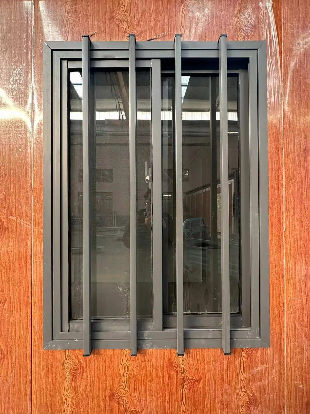 Cheap Price Prefabricated House Container Modular Steel Building Office Shop Sandwich Panel Z-Folding Container House 20ft 40ft