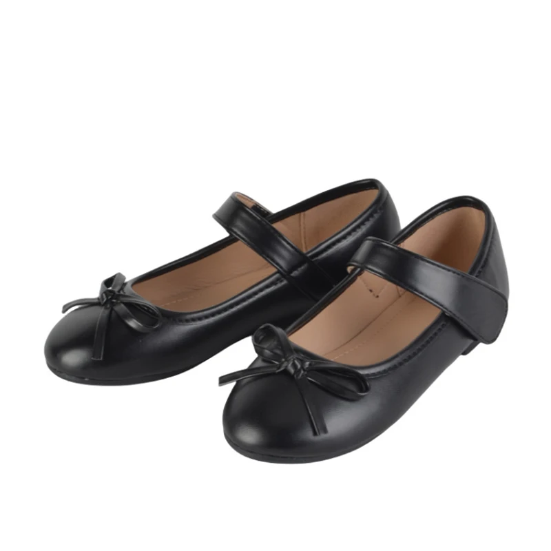 Hot new spring and autumn girl princess shoes cute round head soft sole non-slip girl baby black and white dance single shoes