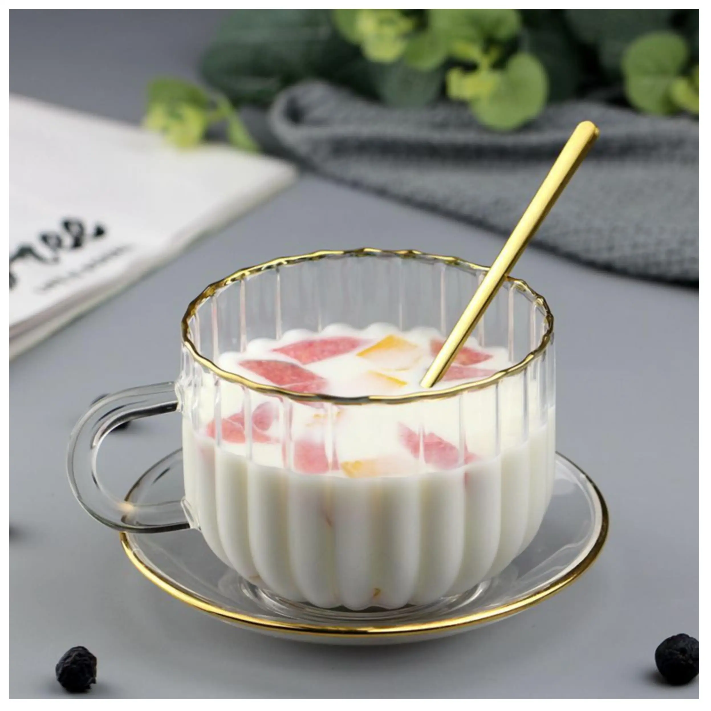 High Temperature Resistant Simple Style Pumpkin Shape Design Crystal Glass Cup for Breakfast and Milk