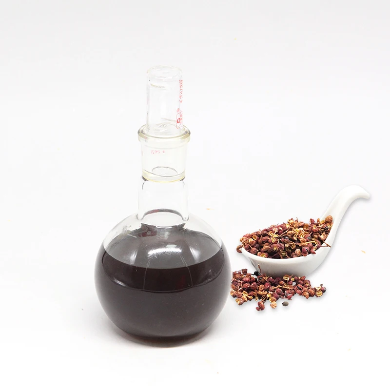 Manufacturer Supply 100% Pure Red Pepper Essential Oil in Bulk