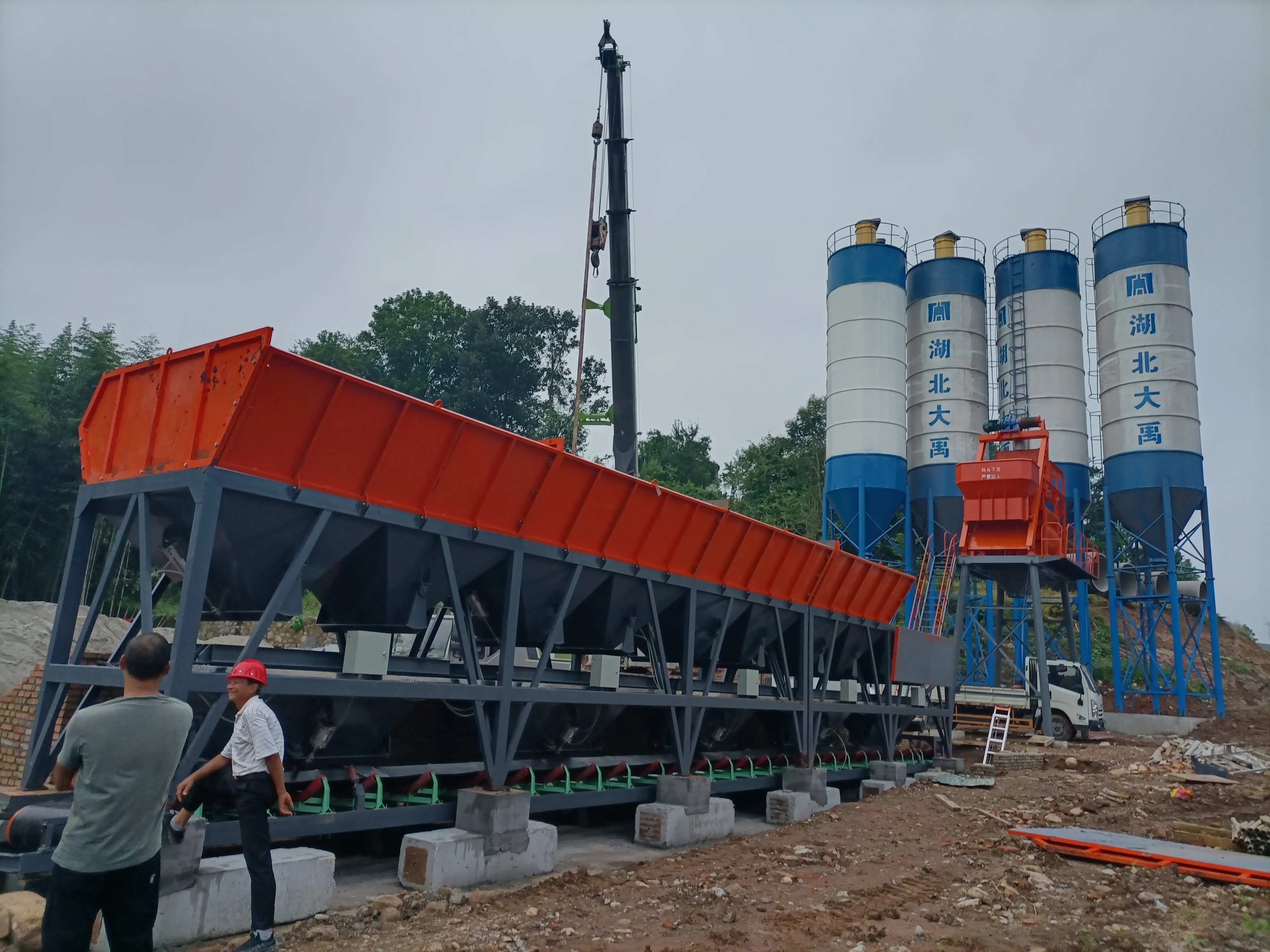 High Efficiency HZS 25/ 35/50/60/75/90 M3 Concrete Mixing Plant batching plant New Condition with Good Price