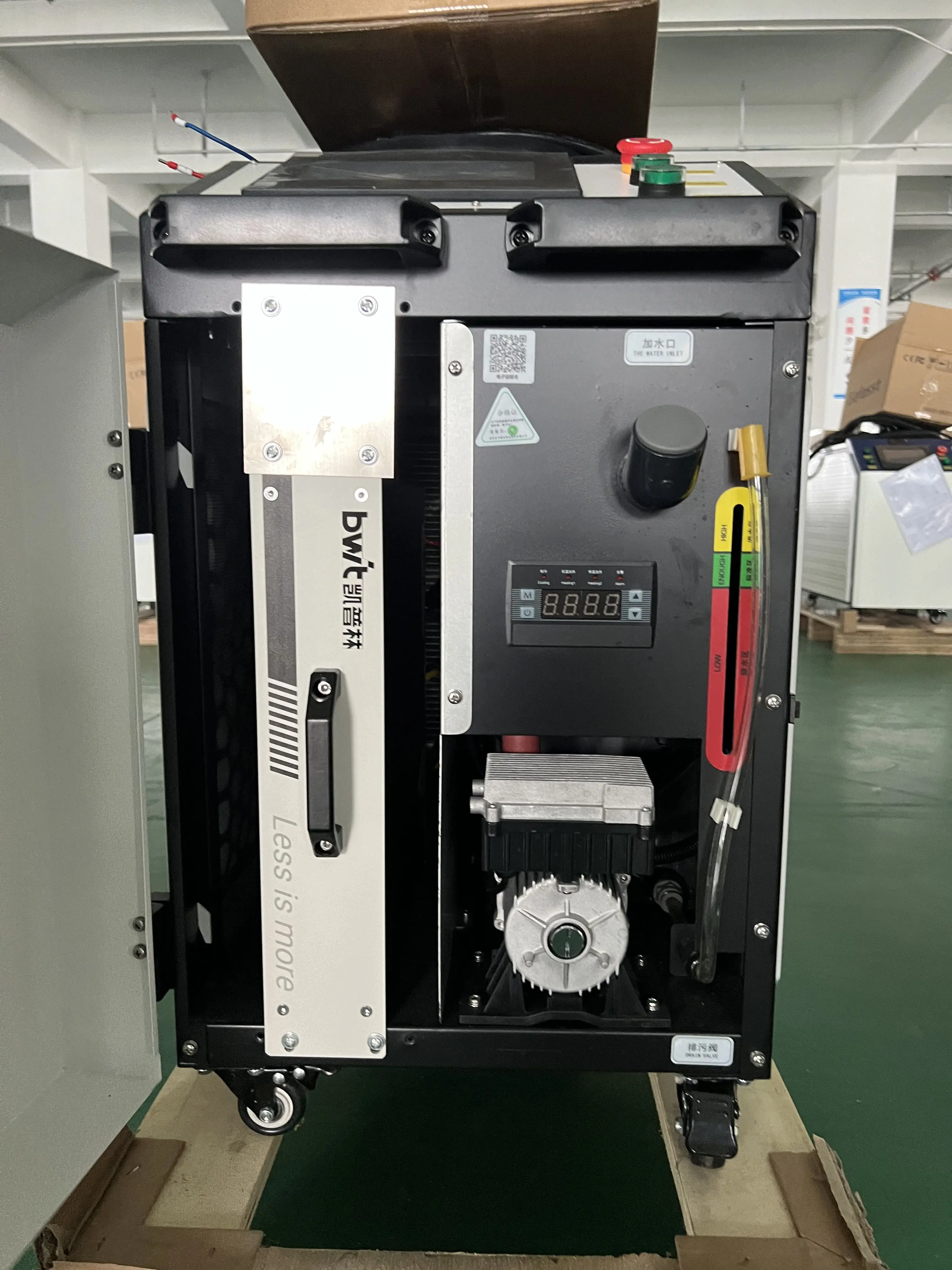 Super Low Price 3000W Handheld Integrated Water-cooled Laser Welding Machine