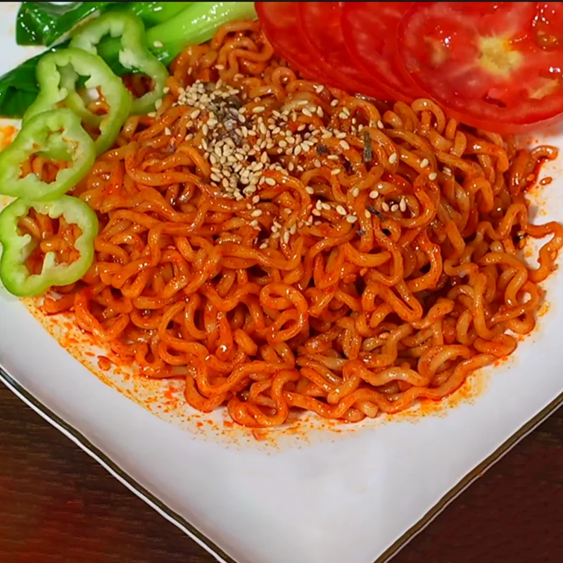 85 г быстрого питания острая лапша приготовления рамен курица жареная