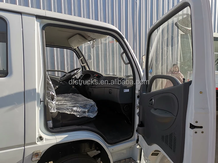 DONGFENG double cab 5 passenger 3m cargo box 1.8L gasoline horsepower 125ps powerstar flat bed truck camionetas