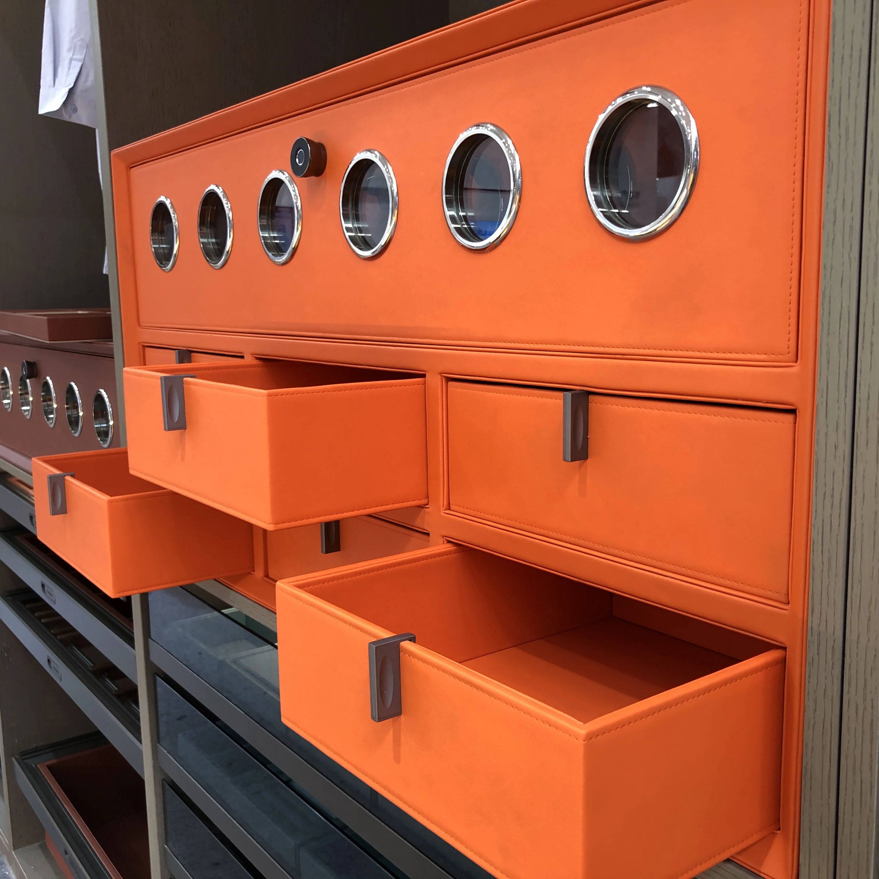 CHENHF Direct Supplier Luxury Automatic Watch Winder Touch Screen Smart Remote Control with Fingerprint Unlock Watch Box