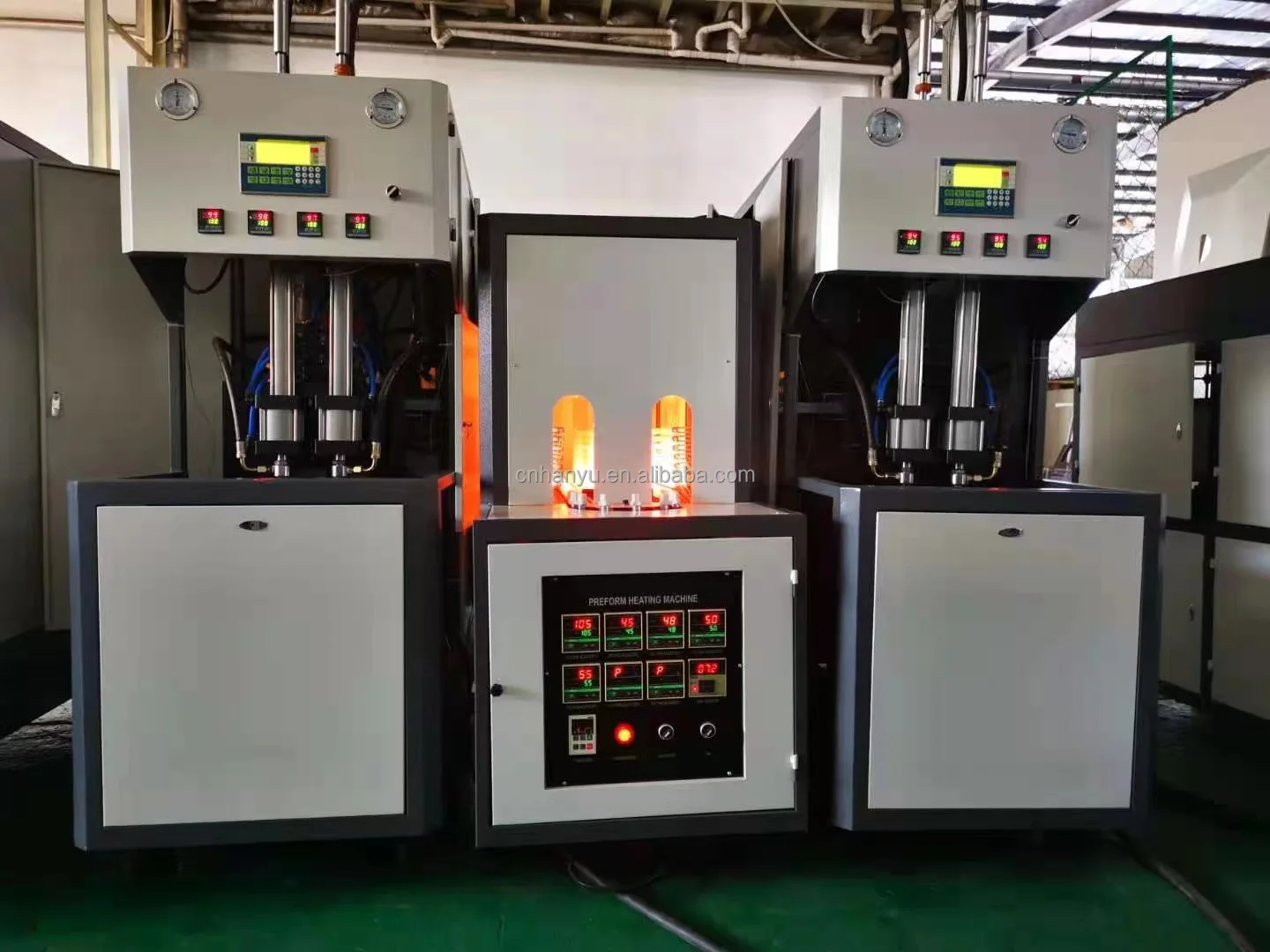semi automatic hot filling plastic bottle machine/juice bottle making machine